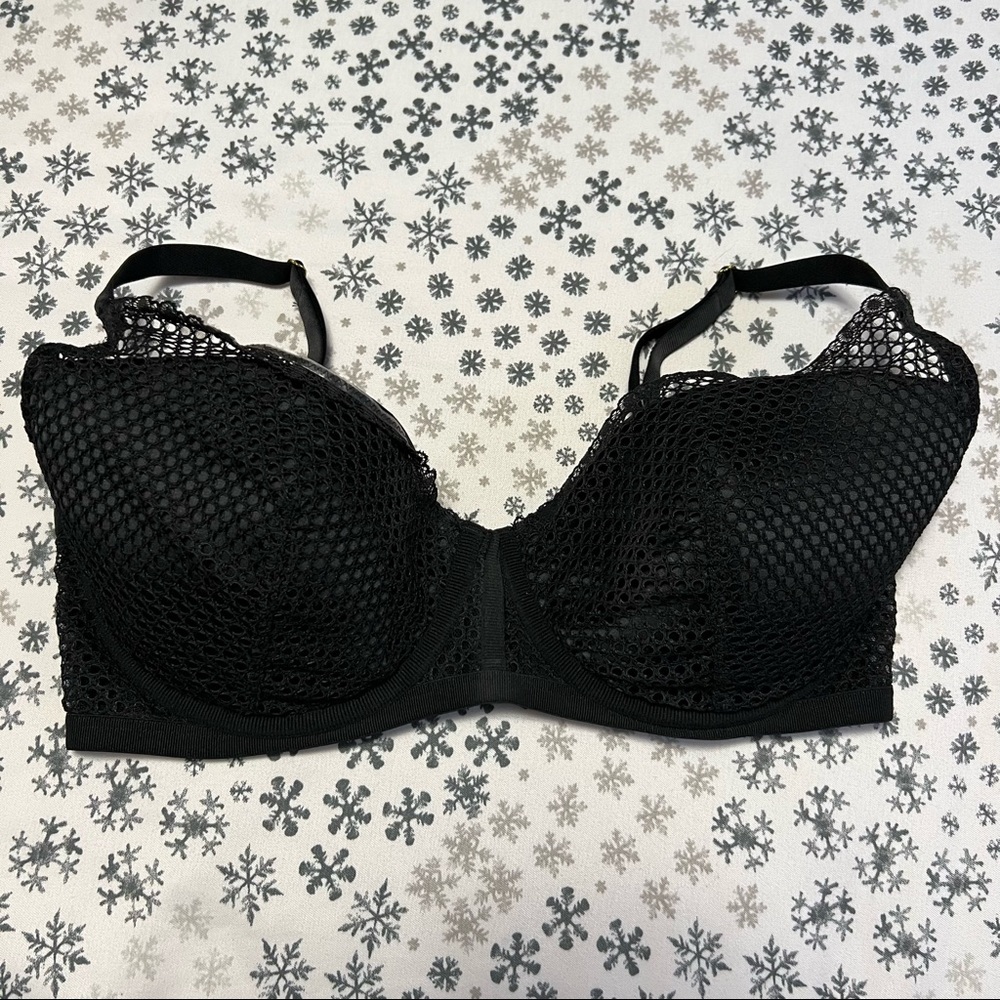 VS Fishnet Bra
